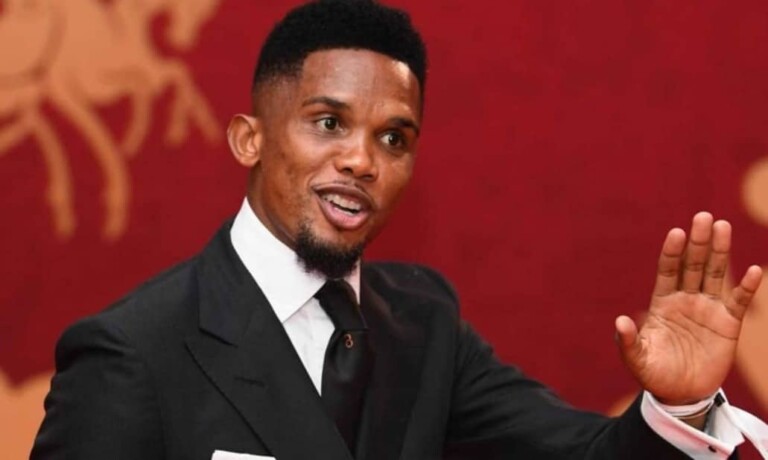 FECAFOOT : Samuel Eto’o, au chevet d’un ancien arbitre camerounais, souffrant de tétraplégie (photos)