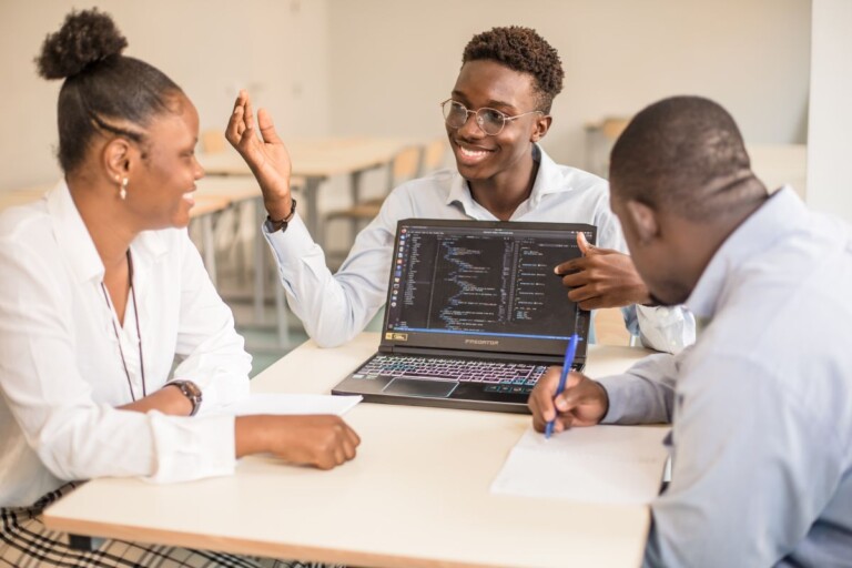 Des Ã©tudiants d'Epitech BÃ©nin